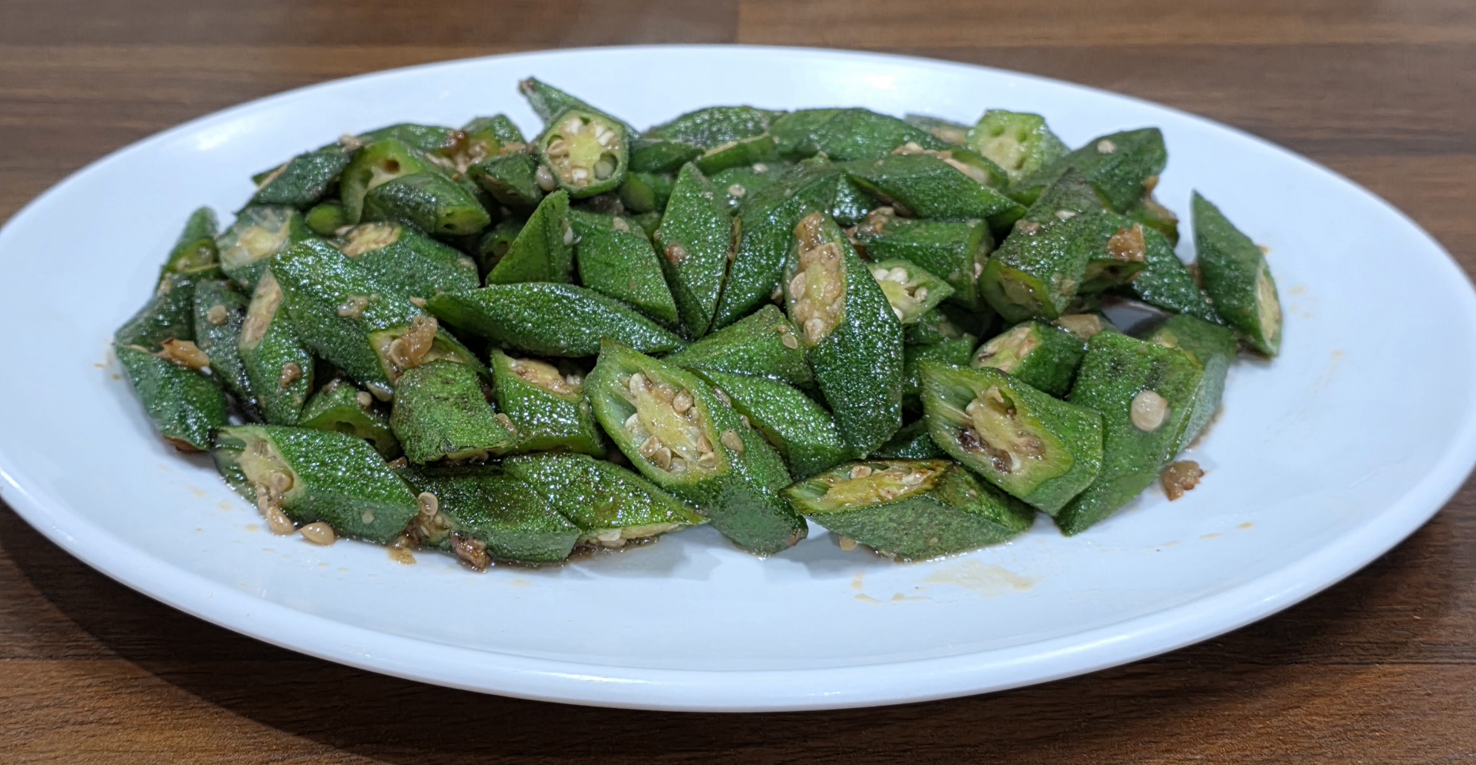 ရုံးပတေသီးကြော်  오크라볶음